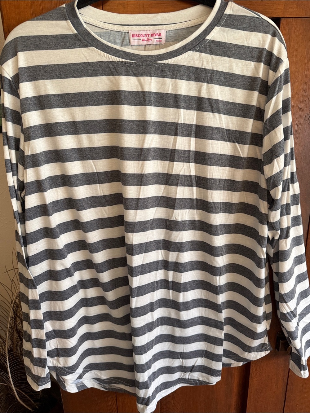Men’s Black & White Striped Long Sleeve Shirt